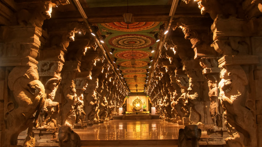 मीनाक्षी अम्मन मंदिर मदुरै: दर्शन और रहस्य, जानें इस प्राचीन धाम की अनसुनी कहानियाँ